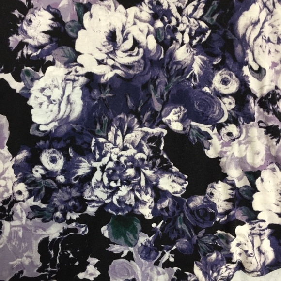 Simply Vera Vera Wang Purple Floral V-Neck Top Plus Sz 3X Long Sleeve Tee Rayon - Picture 6 of 13